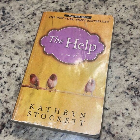 The Help A Novel Kathryn Stockett Large Print Edition New York Times Bestseller - Picture 2 of 7